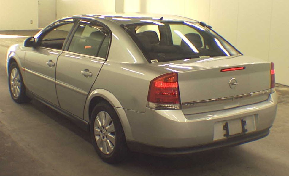  Opel Vectra C (2002-2007) :  8